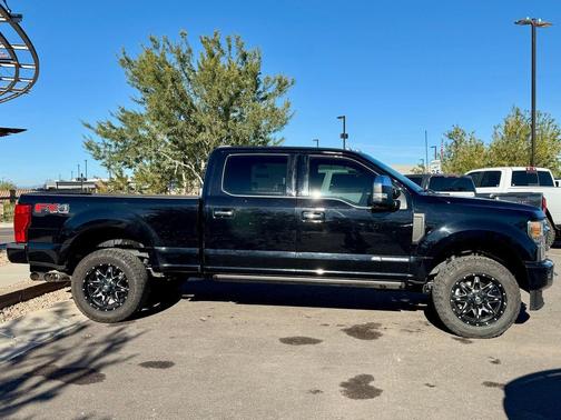 2022 Ford F-350 Platinum