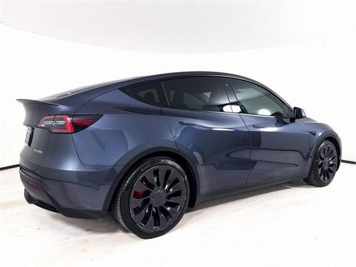 2022 Tesla Model Y Performance Dual Motor All-Wheel Drive