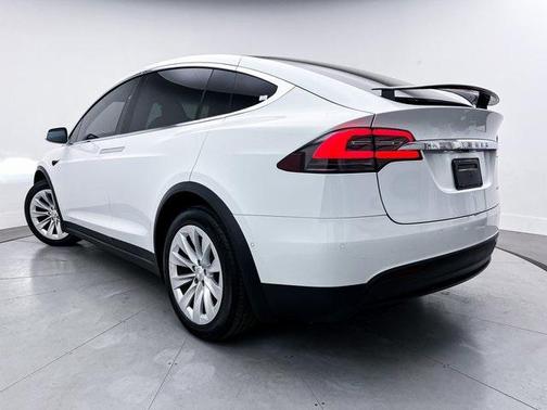 2021 Tesla Model X Long Range Dual Motor All-Wheel Drive