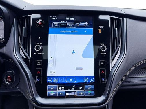 Crystal White Pearl 2024 Subaru Outback Wilderness