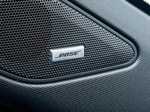 2025 Mitsubishi Outlander PHEV SEL