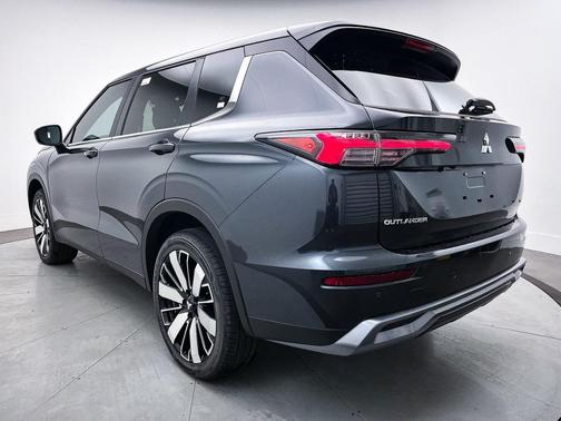 2025 Mitsubishi Outlander SE 2.5 2WD