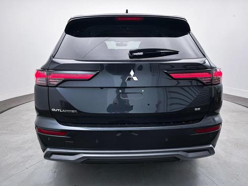 2025 Mitsubishi Outlander SE 2.5 2WD