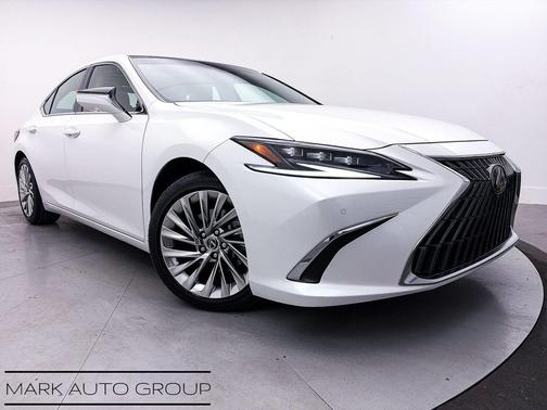 2023 Lexus ES 350 Ultra Luxury