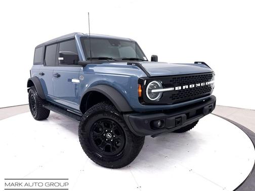 AZURE GRAY MET TRI-COAT 2023 Ford Bronco Wildtrak