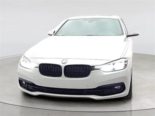 2018 BMW 330e iPerformance