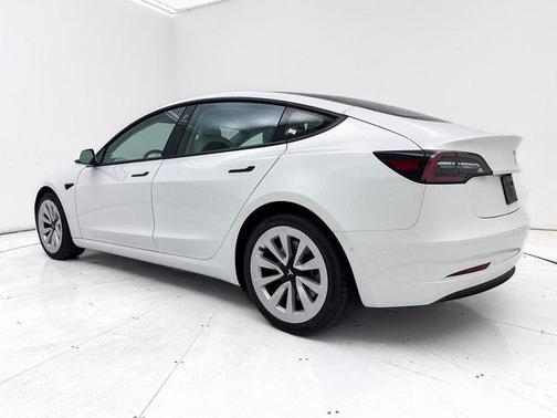 2022 Tesla Model 3 Standard Range