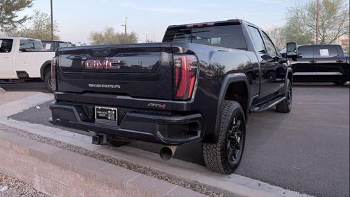 2024 GMC Sierra 2500 AT4