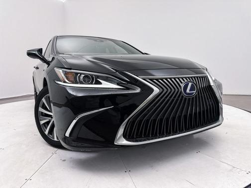 2020 Lexus ES 300h Base