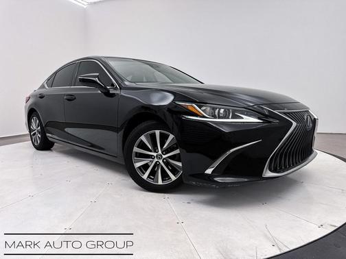 2020 Lexus ES 300h Base