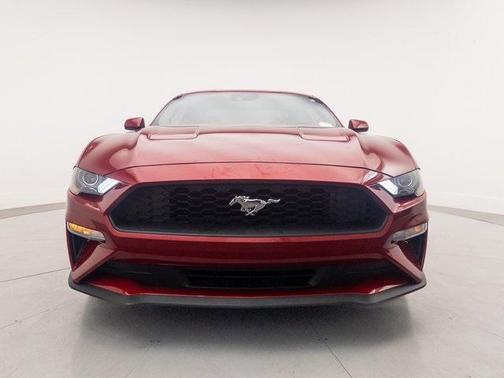 2022 Ford Mustang EcoBoost