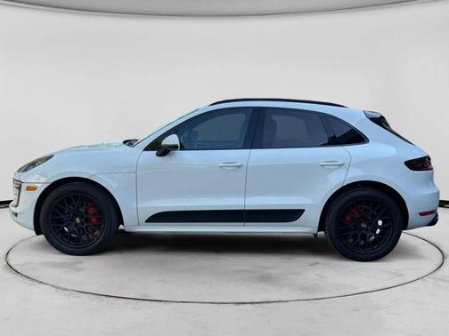 White 2017 Porsche Macan Macan GTS