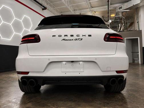 White 2017 Porsche Macan Macan GTS