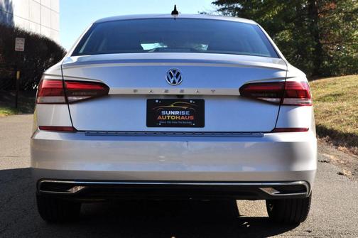 2021 Volkswagen Passat 2.0T SE