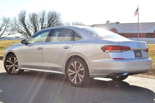 2021 Volkswagen Passat 2.0T SE