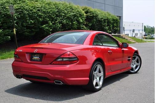 2009 Mercedes-Benz SL-Class SL 550 Roadster 2D