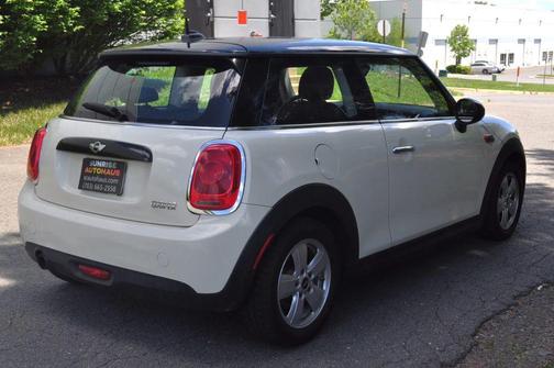 2016 MINI Hardtop Cooper