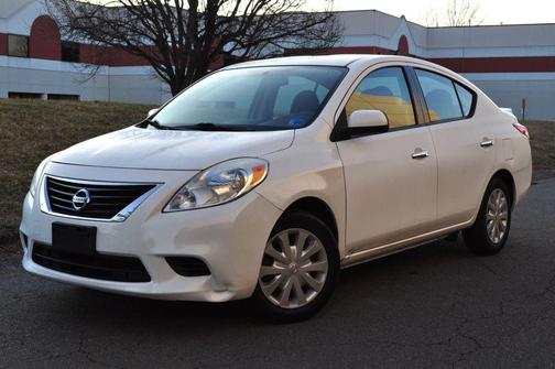 2014 Nissan Versa 1.6 SV