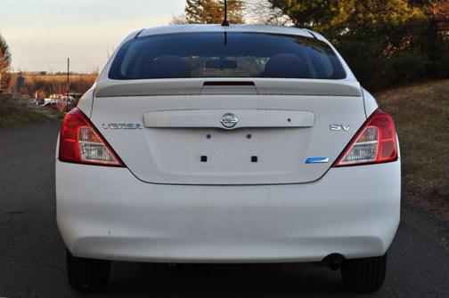 2014 Nissan Versa 1.6 SV
