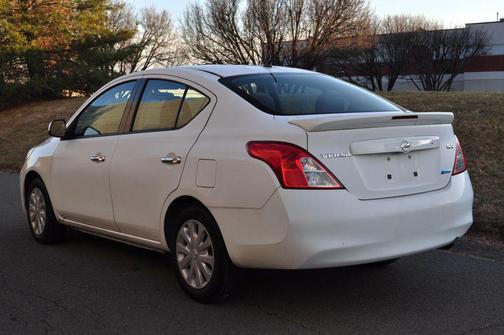 2014 Nissan Versa 1.6 SV