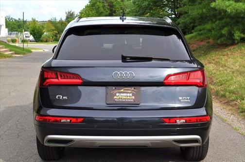 2018 Audi Q5 2.0T Premium Plus