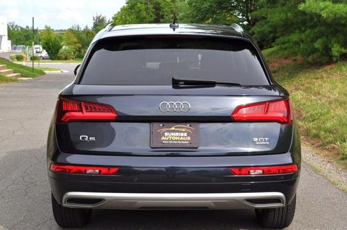 2018 Audi Q5 2.0T Premium Plus