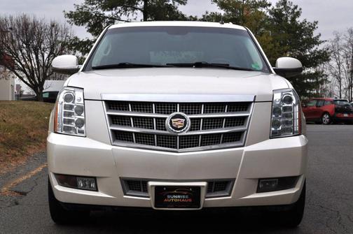 2013 Cadillac Escalade Platinum Edition