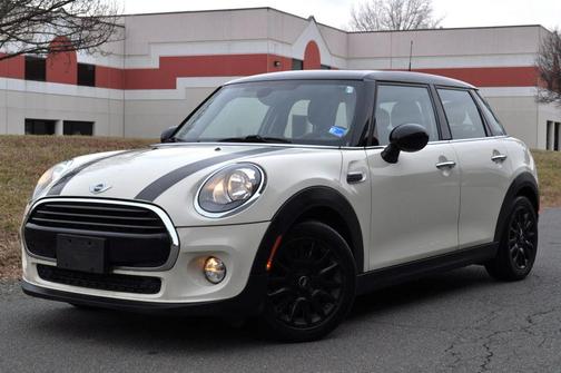 2016 MINI Hardtop Cooper