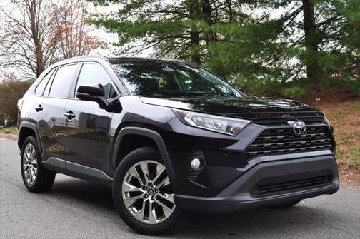 2021 Toyota RAV4 XLE Premium