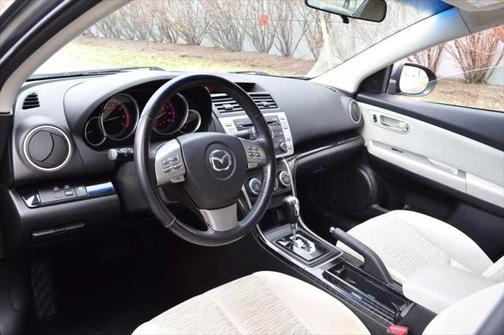 2010 Mazda Mazda6 i Touring Plus