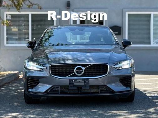 2020 Volvo S60 Hybrid T8 R-Design