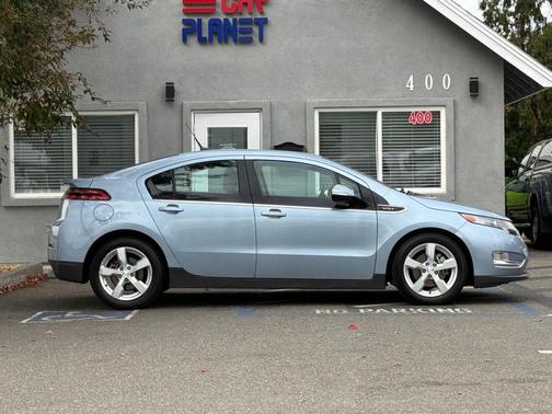 2014 Chevrolet Volt Base