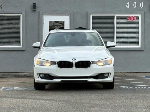 2014 BMW 328 328i xDrive Sedan 4D