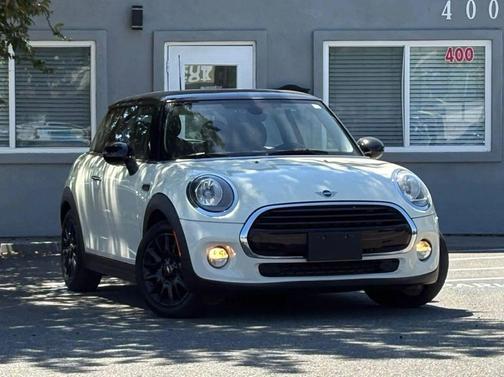 White 2019 MINI Hardtop Cooper