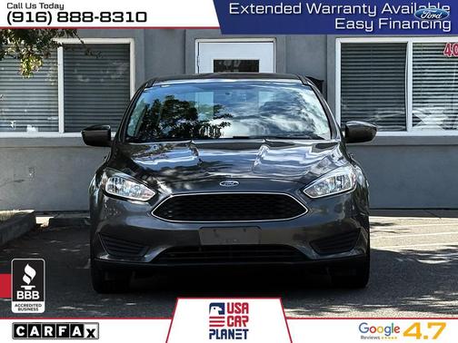 Magnetic Metallic 2018 Ford Focus SE