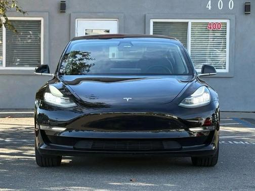 2018 Tesla Model 3 Mid Range