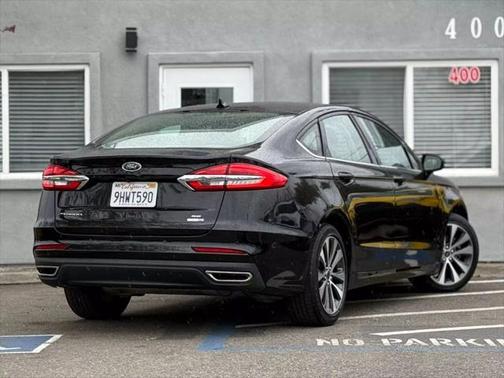 2020 Ford Fusion SE