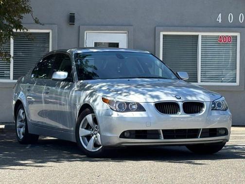 Titanium Silver Metallic 2004 BMW 530 530i Sedan 4D
