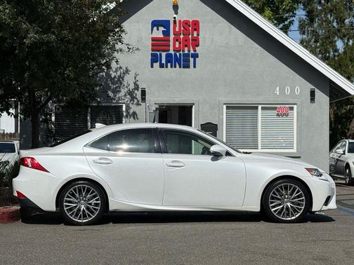 2016 Lexus IS 200t Base