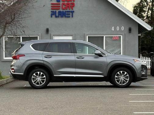 2019 Hyundai SANTA FE SE 2.4