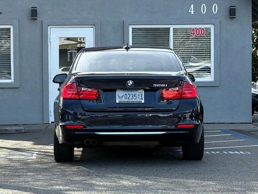 2012 BMW 328 328i Sedan 4D