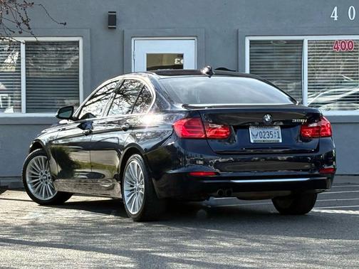 2012 BMW 328 328i Sedan 4D