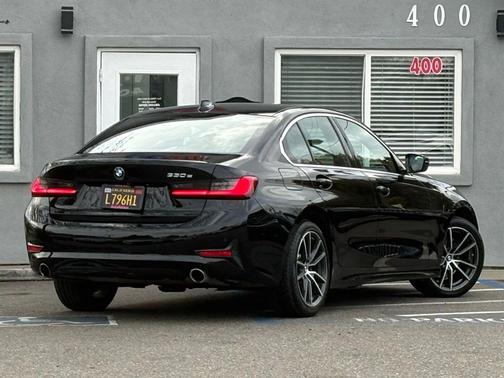 2021 BMW 330e 330e Sedan 4D