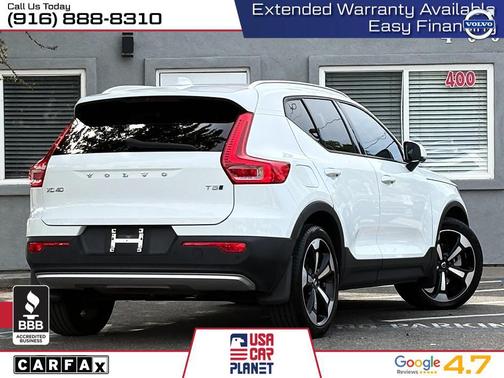 Ice White 2020 Volvo XC40 T5 Momentum