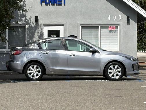 Liquid Silver Metallic 2010 Mazda Mazda3 i Touring
