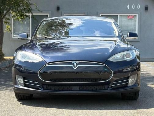 2014 Tesla Model S 85