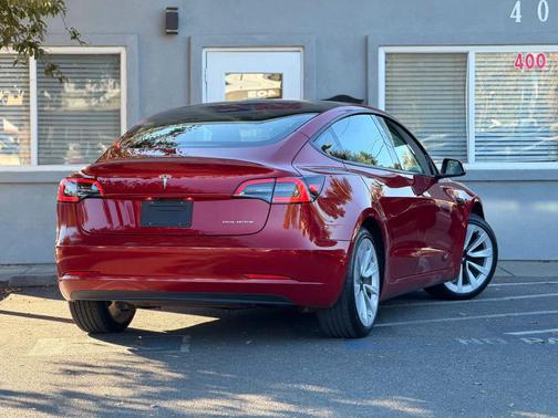 2022 Tesla Model 3 Long Range