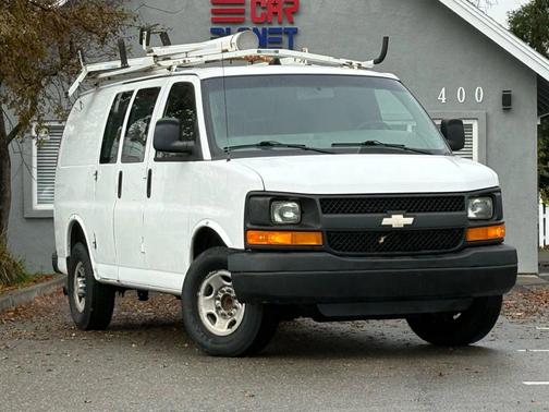 2013 Chevrolet Express 2500 Work Van