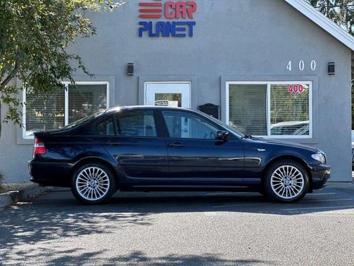 2003 BMW 325 325xi Sedan 4D