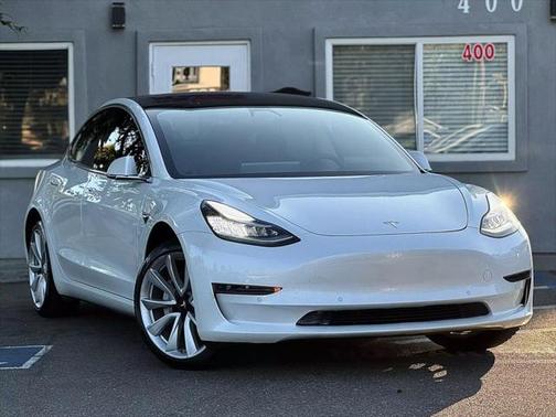 2020 Tesla Model 3 Standard Range
